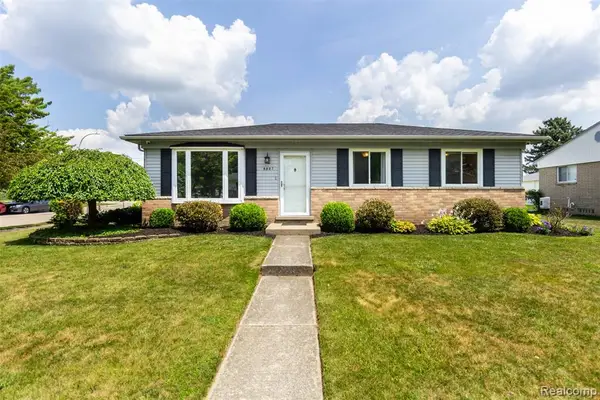 9807 Fairbanks, Belleville, MI 48111