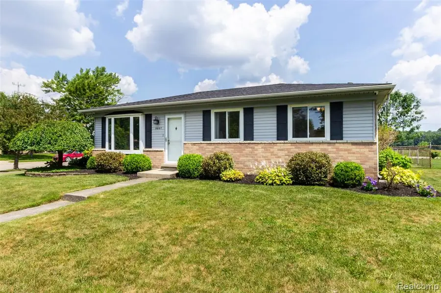 9807 Fairbanks, Belleville, MI 48111 - #2