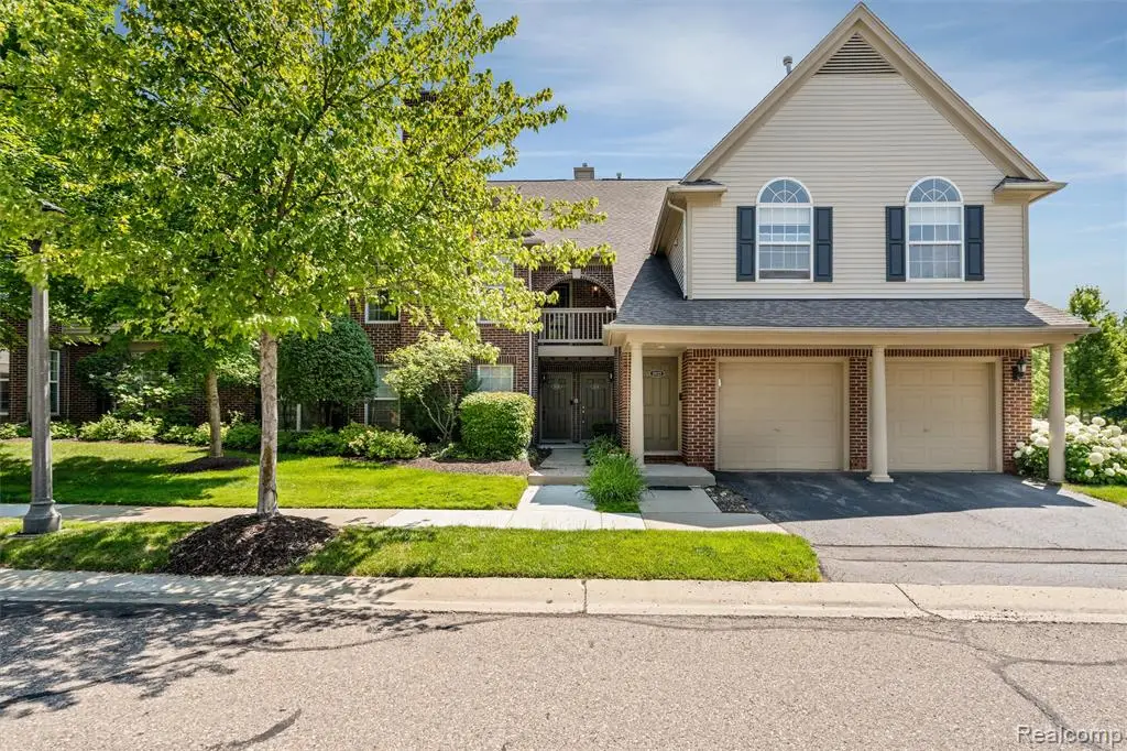 28126 Carlton Way, Novi, MI 48377 - #1