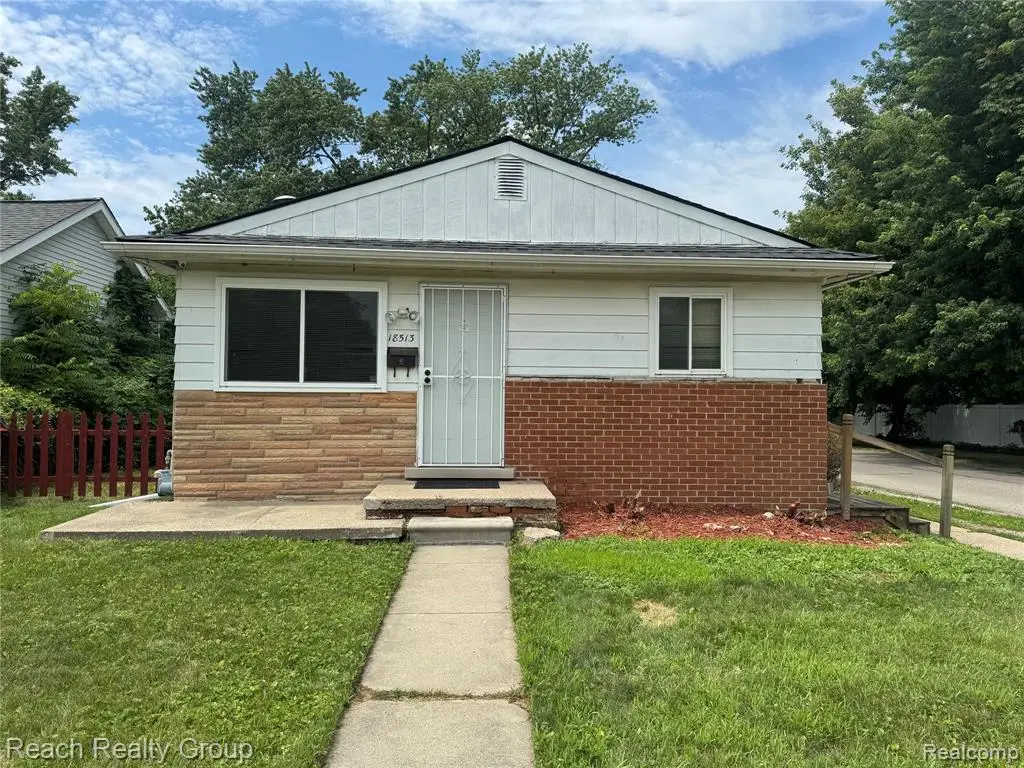 18513 Centralia, Redford, MI 48240 - #1