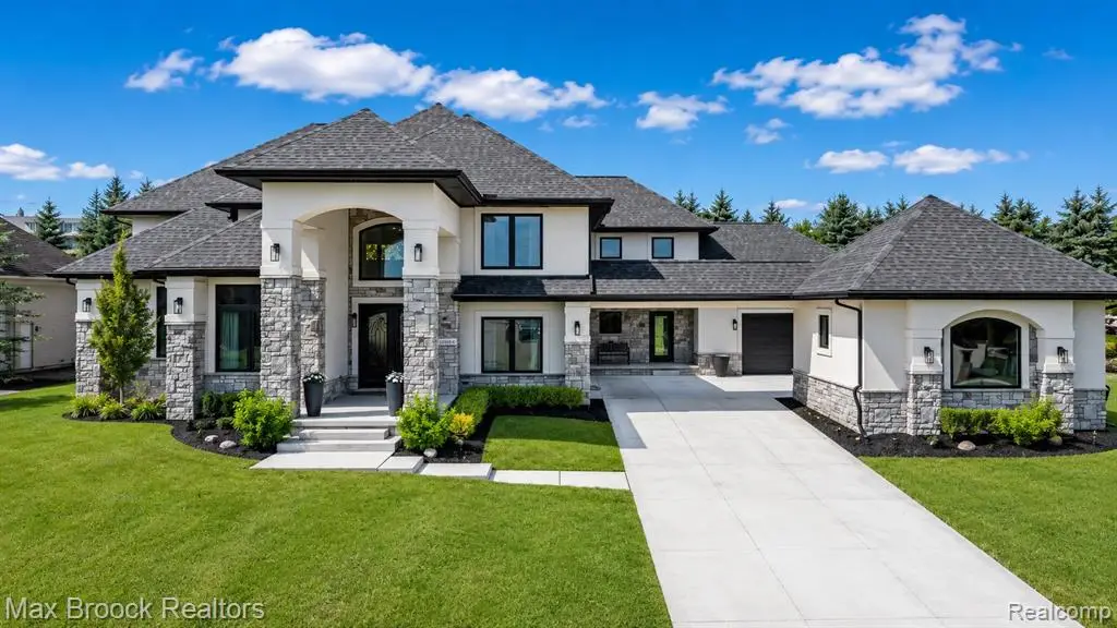 10464 Stoney Point, South Lyon, MI 48178 - #1