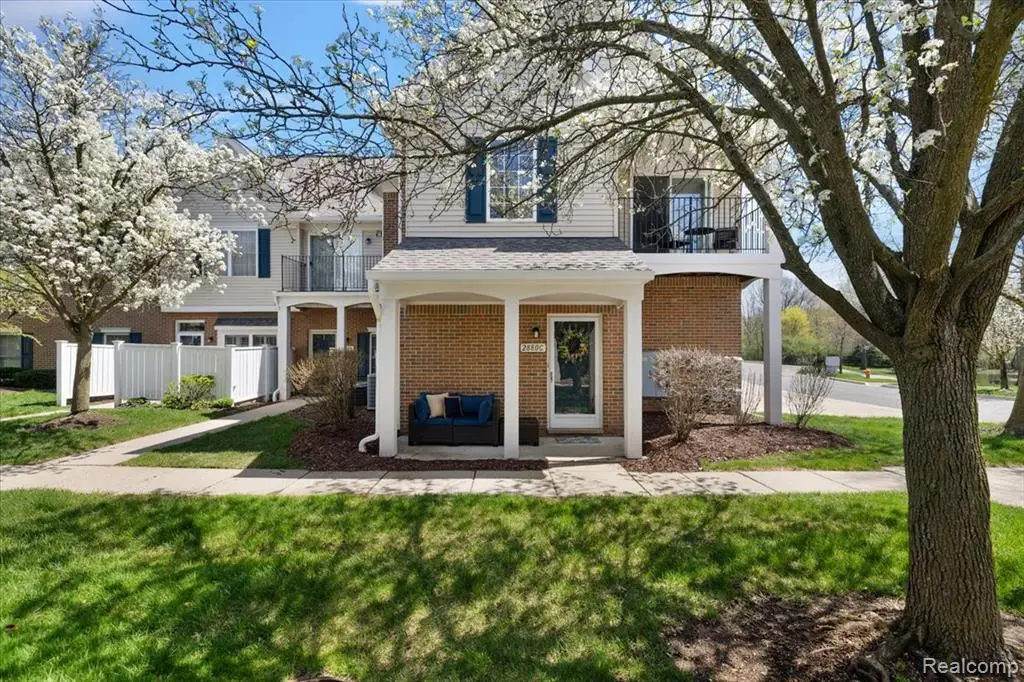 2880 Cottonwood #c, Waterford, MI 48328 - #1