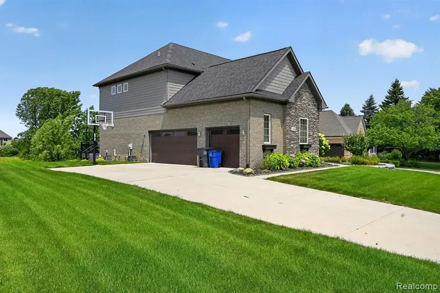 386 Overlook, Oxford, MI 48371 - #2
