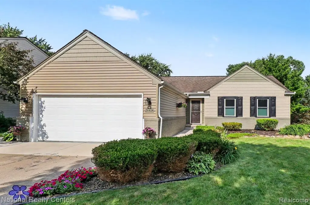 24404 Jamestowne Road, Novi, MI 48375 - #1