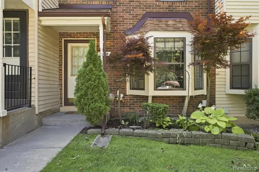 3046 Carly #66, Auburn Hills, MI 48326 - #2