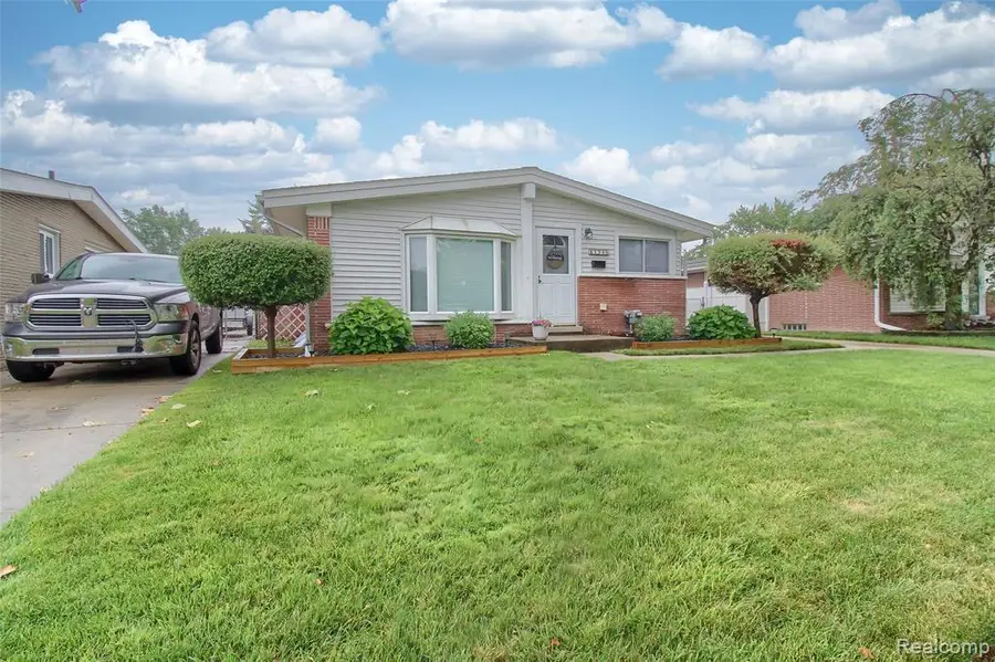 8134 Melvin, Westland, MI 48185 - #2