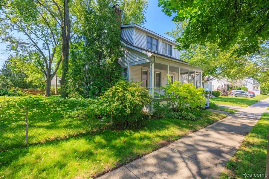 556 E Troy, Ferndale, MI 48220 - #3