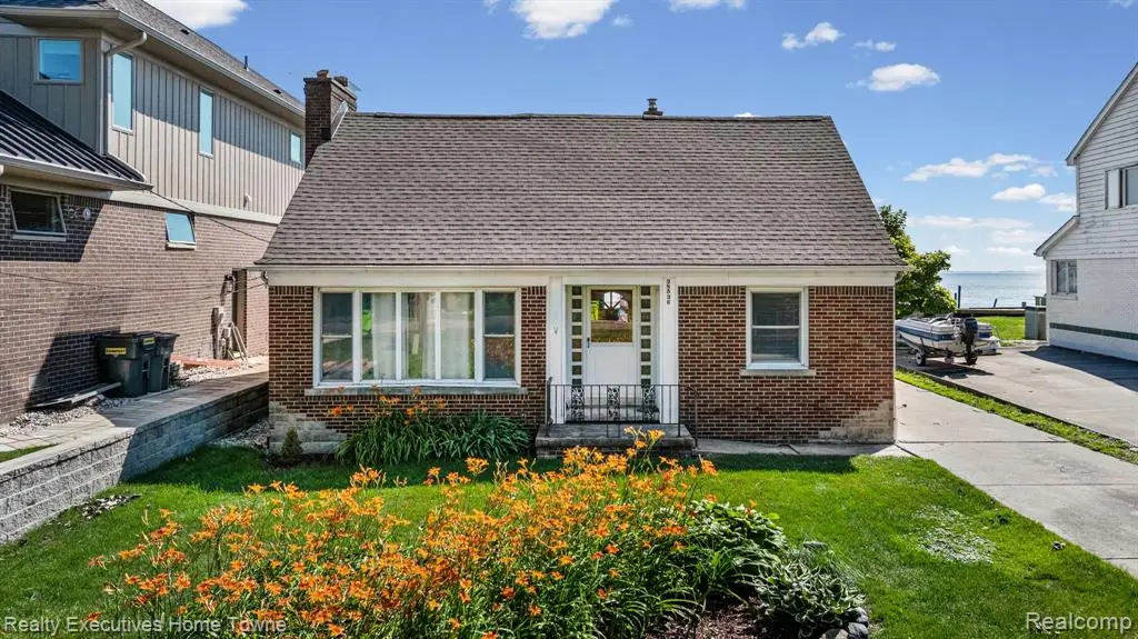 38536 Lakeshore, Harrison Township, MI 48045 - #1