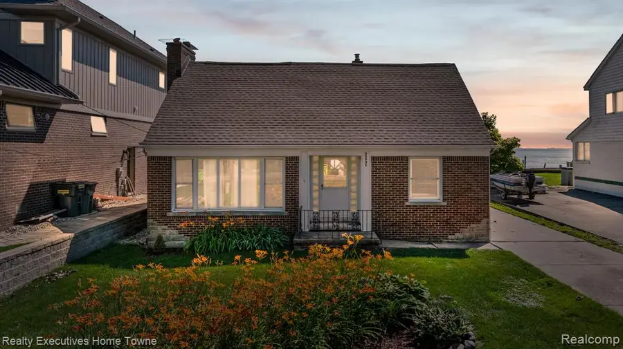 38536 Lakeshore, Harrison Township, MI 48045 - #2