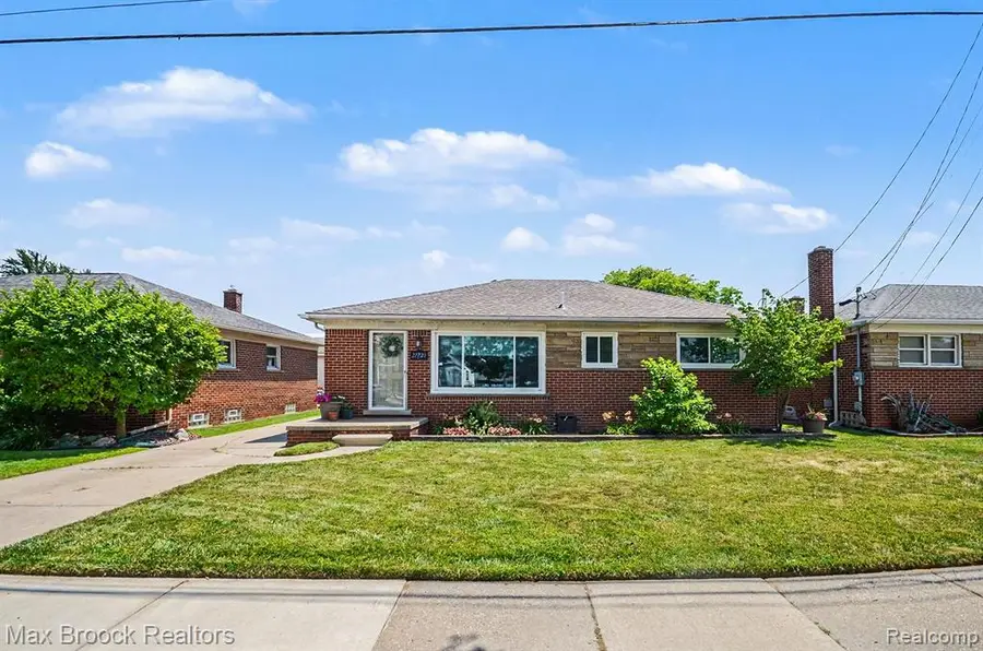 27720 Jefferson, Saint Clair Shores, MI 48081 - #3