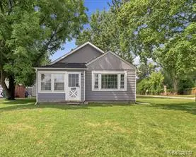 28112 Ecorse, Romulus, MI 48174