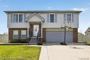 29252 Hunter, Trenton, MI 48183