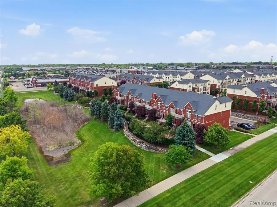 1528 Devon, Troy, MI 48084 - #3
