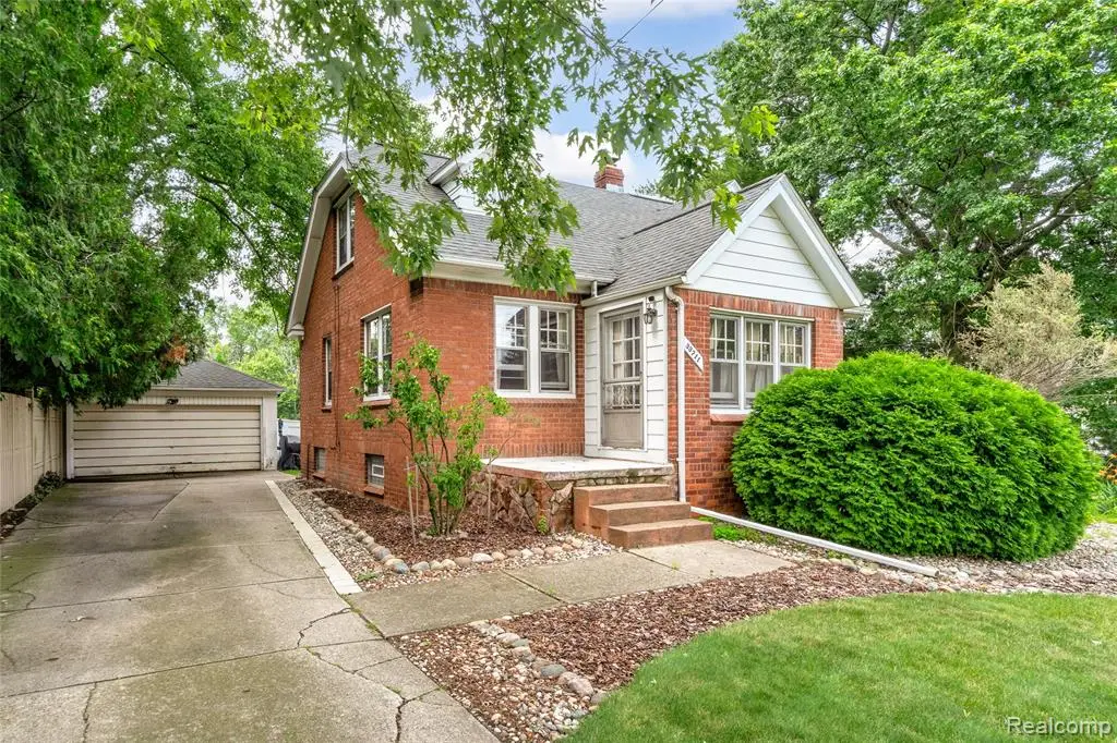 33711 Mulvey, Fraser, MI 48026 - #1