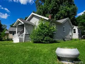 93 Omar, Pontiac, MI 48342 - #1