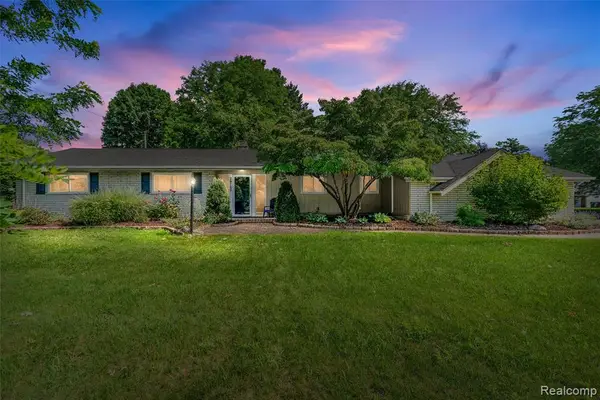 29721 Beacontree, Farmington, MI 48331