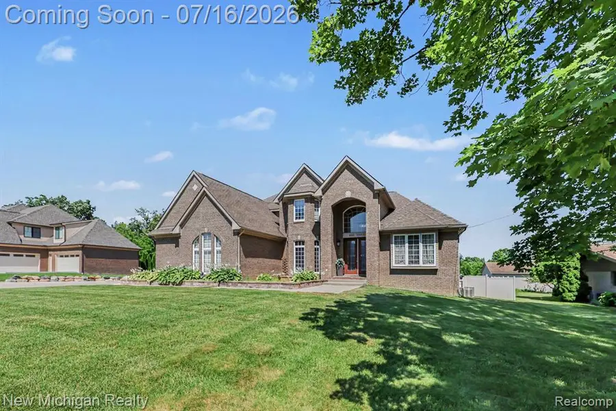 3812 Finch, Troy, MI 48084 - #3
