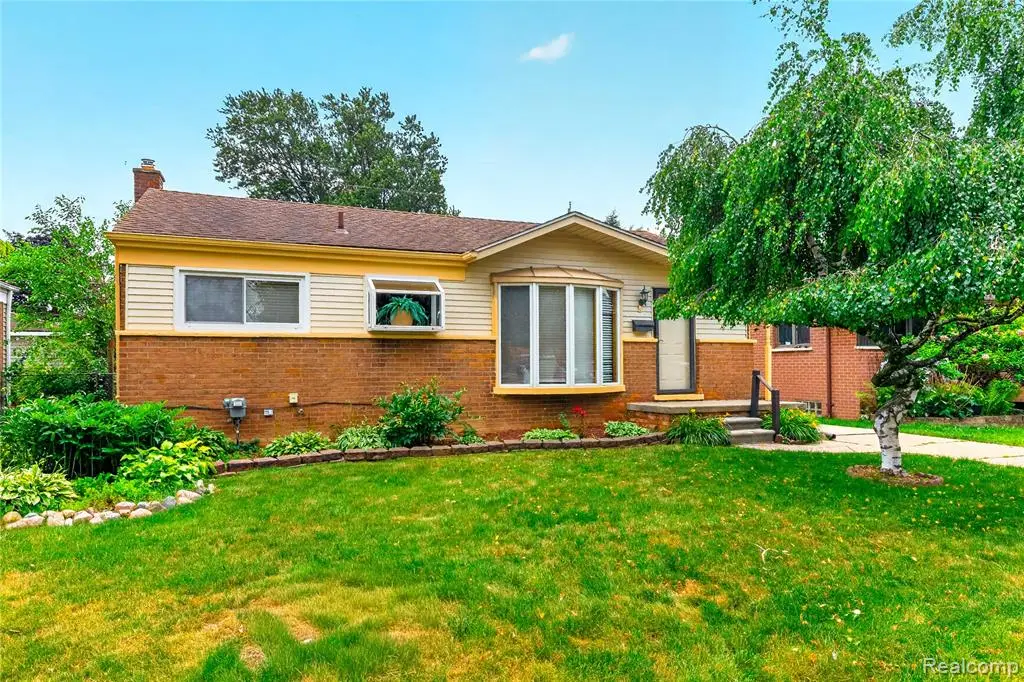 32039 Avondale, Westland, MI 48186 - #1