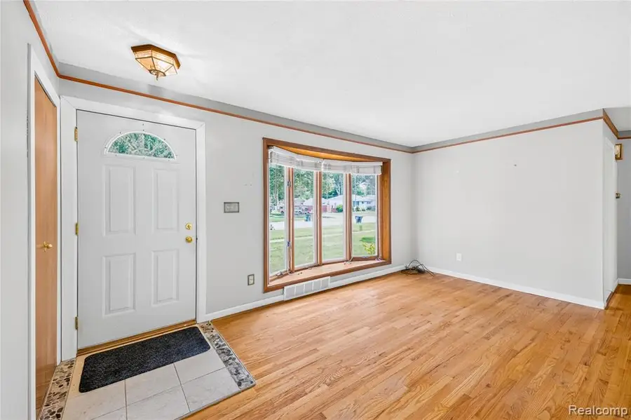 32039 Avondale, Westland, MI 48186 - #3