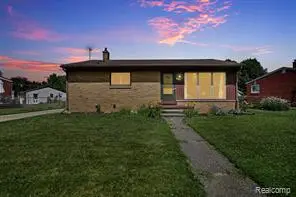 615 Lincoln, Lapeer, MI 48446