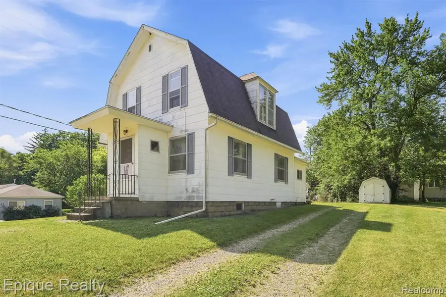 920 Farr, Owosso, MI 48867 - #2