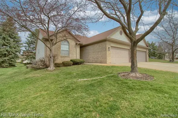 2191 Pleasant, Commerce Twp, MI 48390