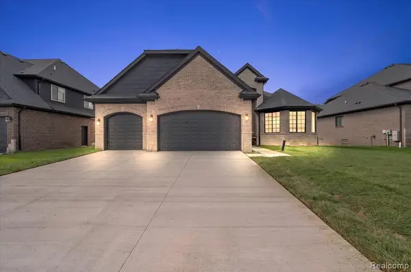 24462 Sawgrass, Macomb, MI 48042