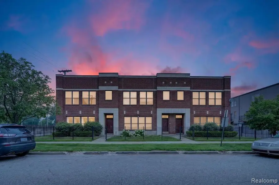 22 Pallister, Detroit, MI 48202 - #2