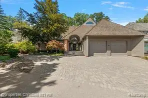 40 Scenic Oaks, Bloomfield Hills, MI 48304 - #1