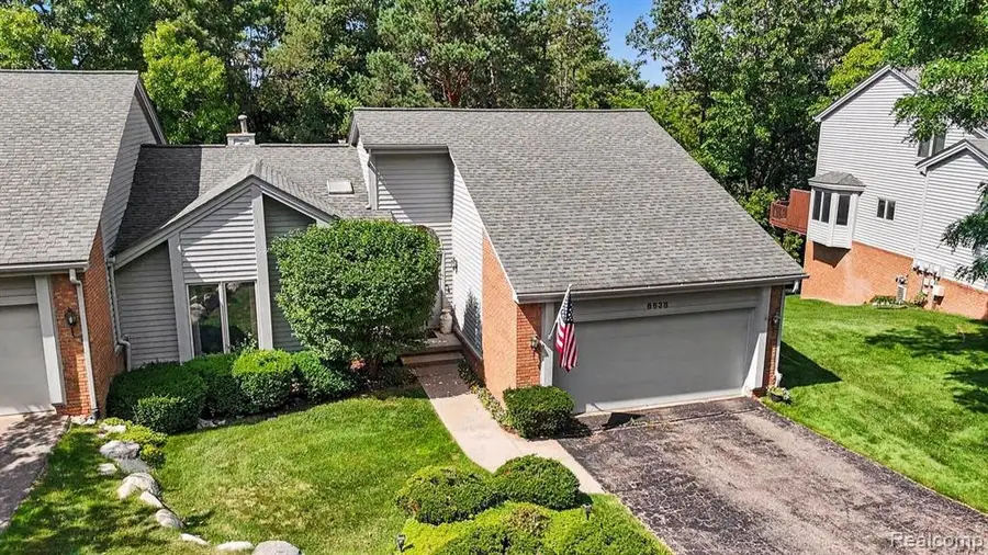 6638 Ridgeview, Clarkston, MI 48346 - #2