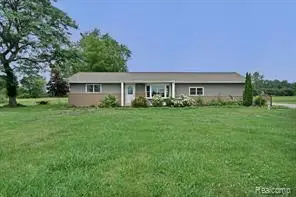 28645 32 Mile, Richmond, MI 48062 - #1