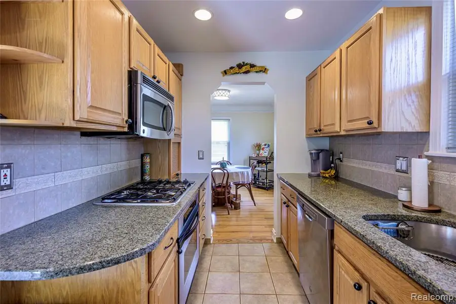 3566 Buckingham, Berkley, MI 48072 - #2