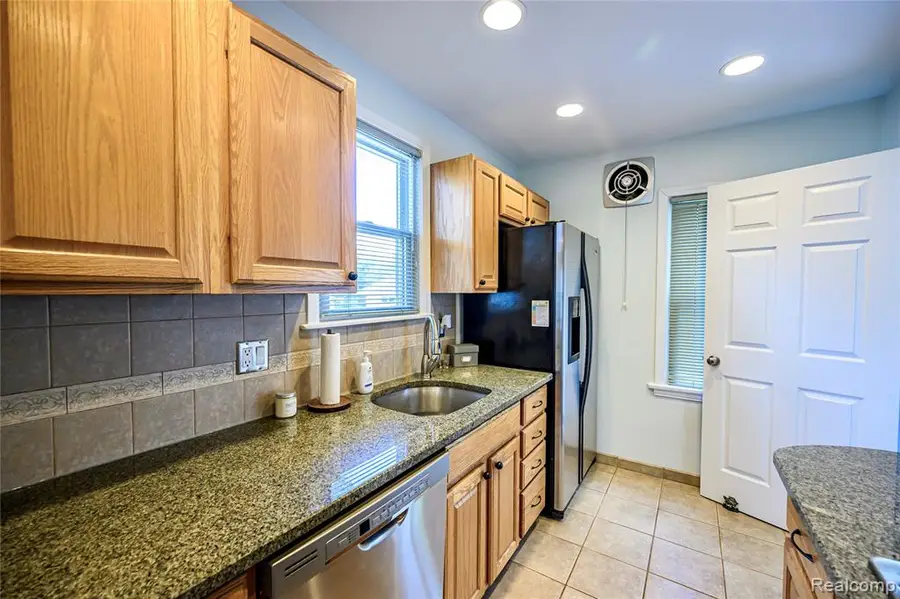 3566 Buckingham, Berkley, MI 48072 - #3