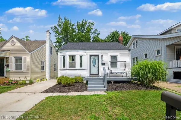 551 E Maplehurst, Ferndale, MI 48220