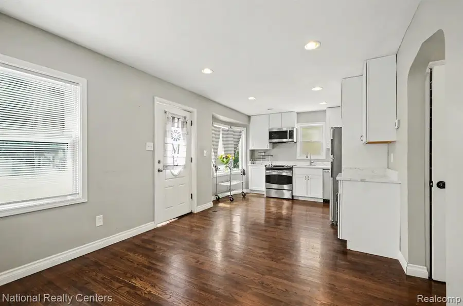 551 E Maplehurst, Ferndale, MI 48220 - #2