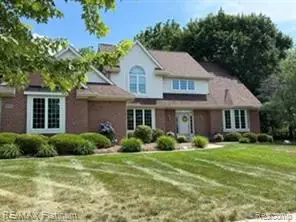 2008 Timberview, Okemos, MI 48864