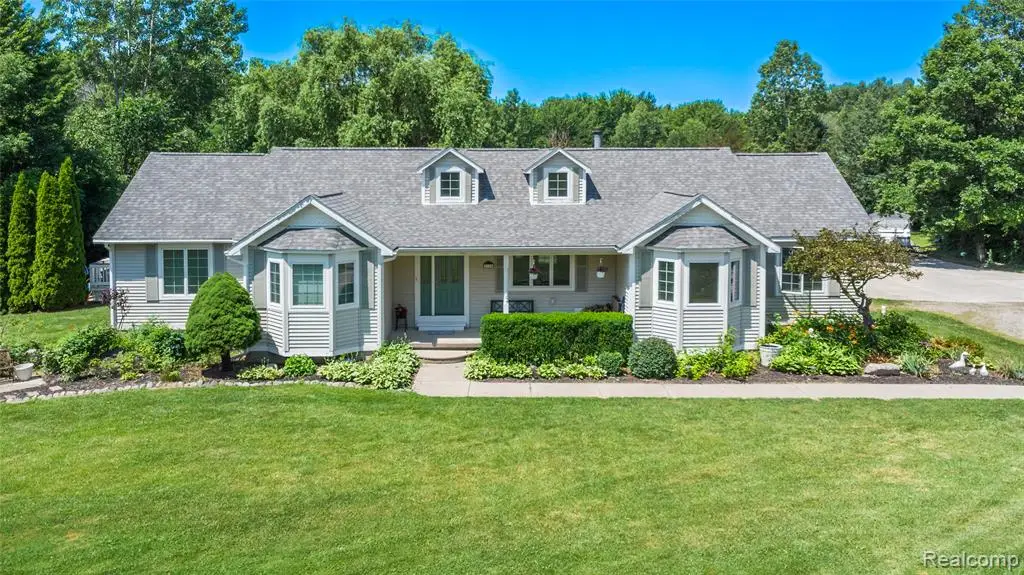 2120 Montague, Davison, MI 48423 - #1
