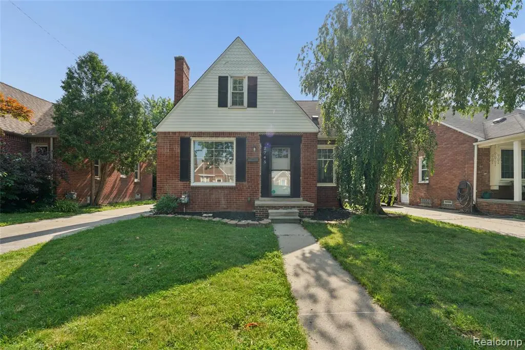 2745 21st, Wyandotte, MI 48192 - #1
