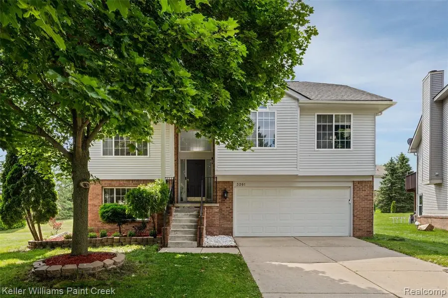 3201 Lynhurst, Oakland, MI 48306 - #2