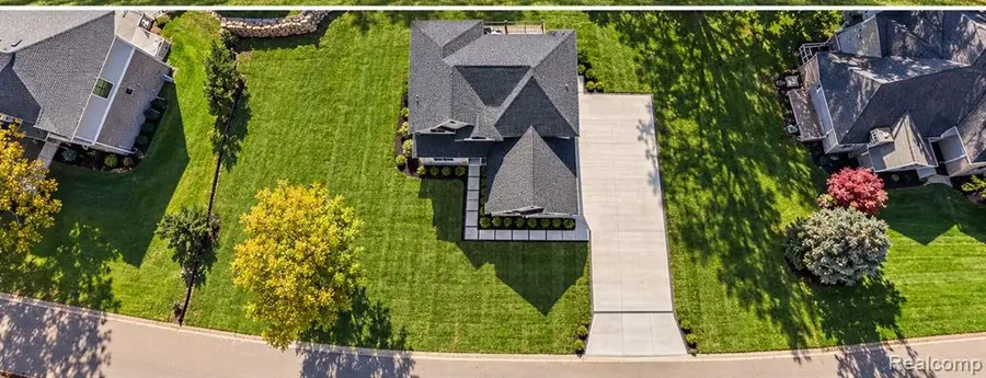 3701 Stallion, Commerce Township, MI 48382 - #3