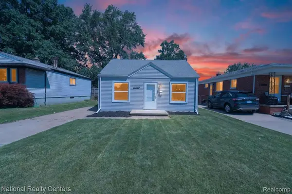 28544 Balmoral, Garden City, MI 48135