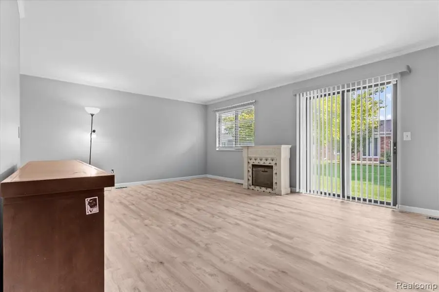 14063 Bery, Sterling Heights, MI 48312 - #3