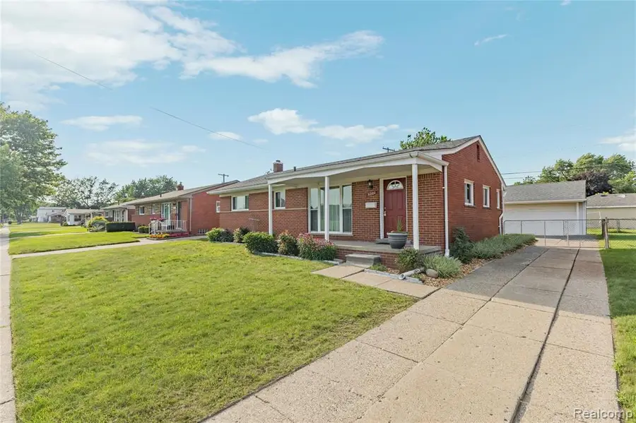 5201 Arden, Warren, MI 48092 - #3