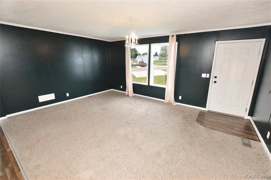 148 Pheasant, Grand Blanc, MI 48439 - #2