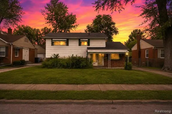 30650 Palmer, Westland, MI 48186
