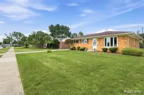 37717 Badger, Sterling Heights, MI 48312 - #2