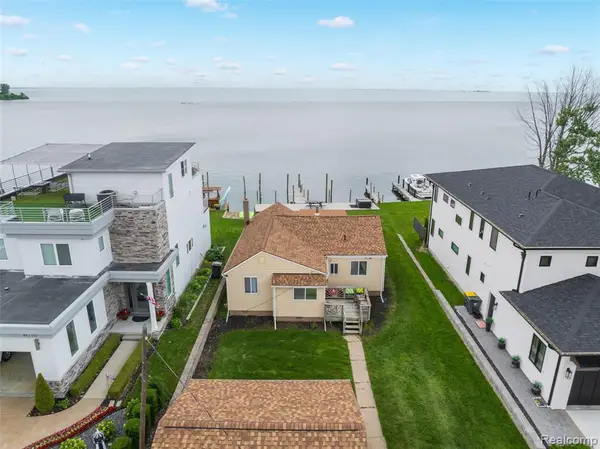 41260 Conger Bay, Harrison Twp, MI 48045