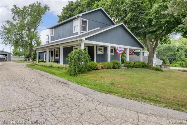 8230 Vandell, Commerce Twp, MI 48382