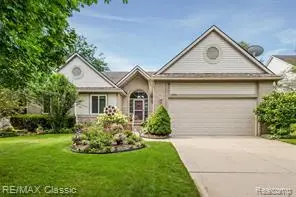 7671 Vamoco, Waterford, MI 48327