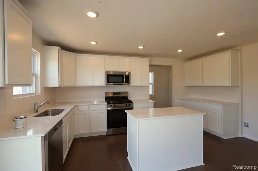 410 Hidden River, Holly, MI 48442 - #3
